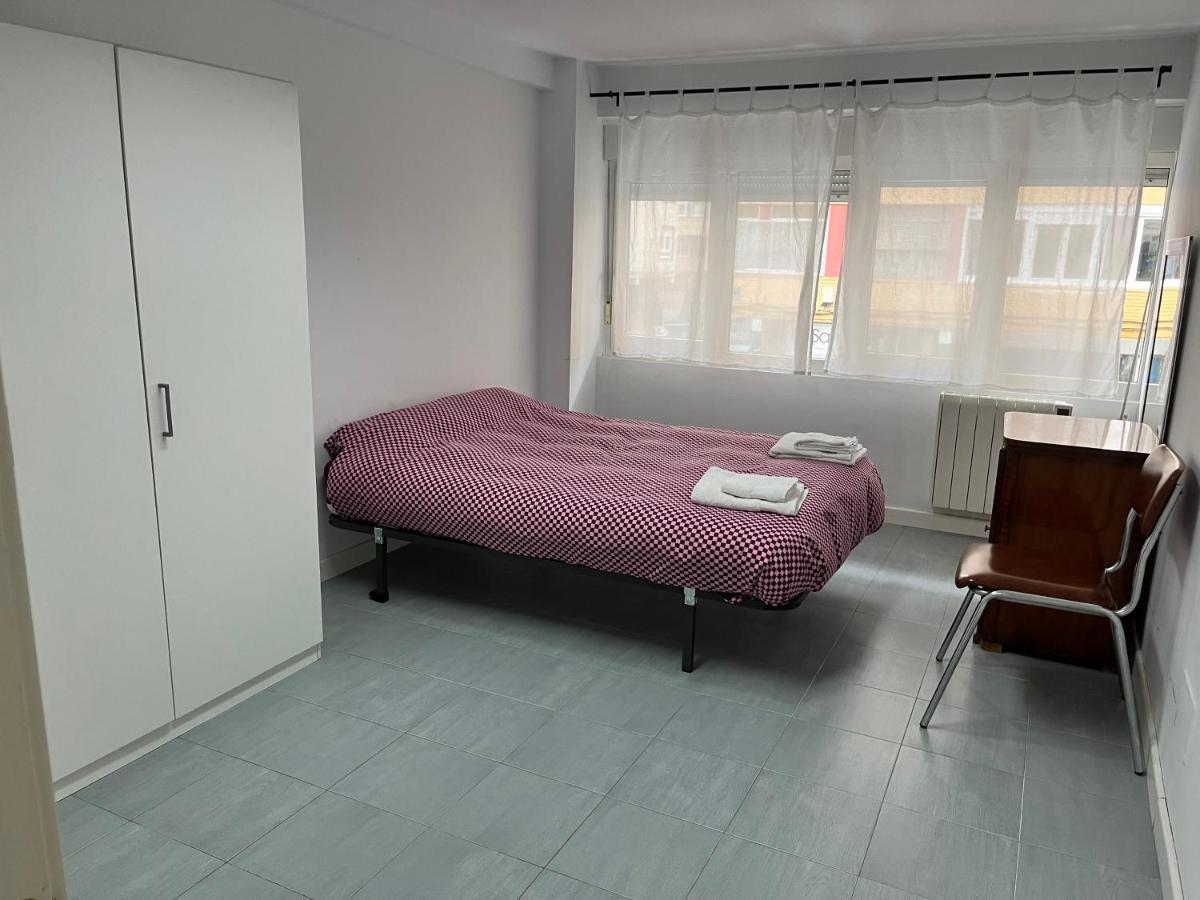 Apartamento Loft En Torrelavega Exterior foto